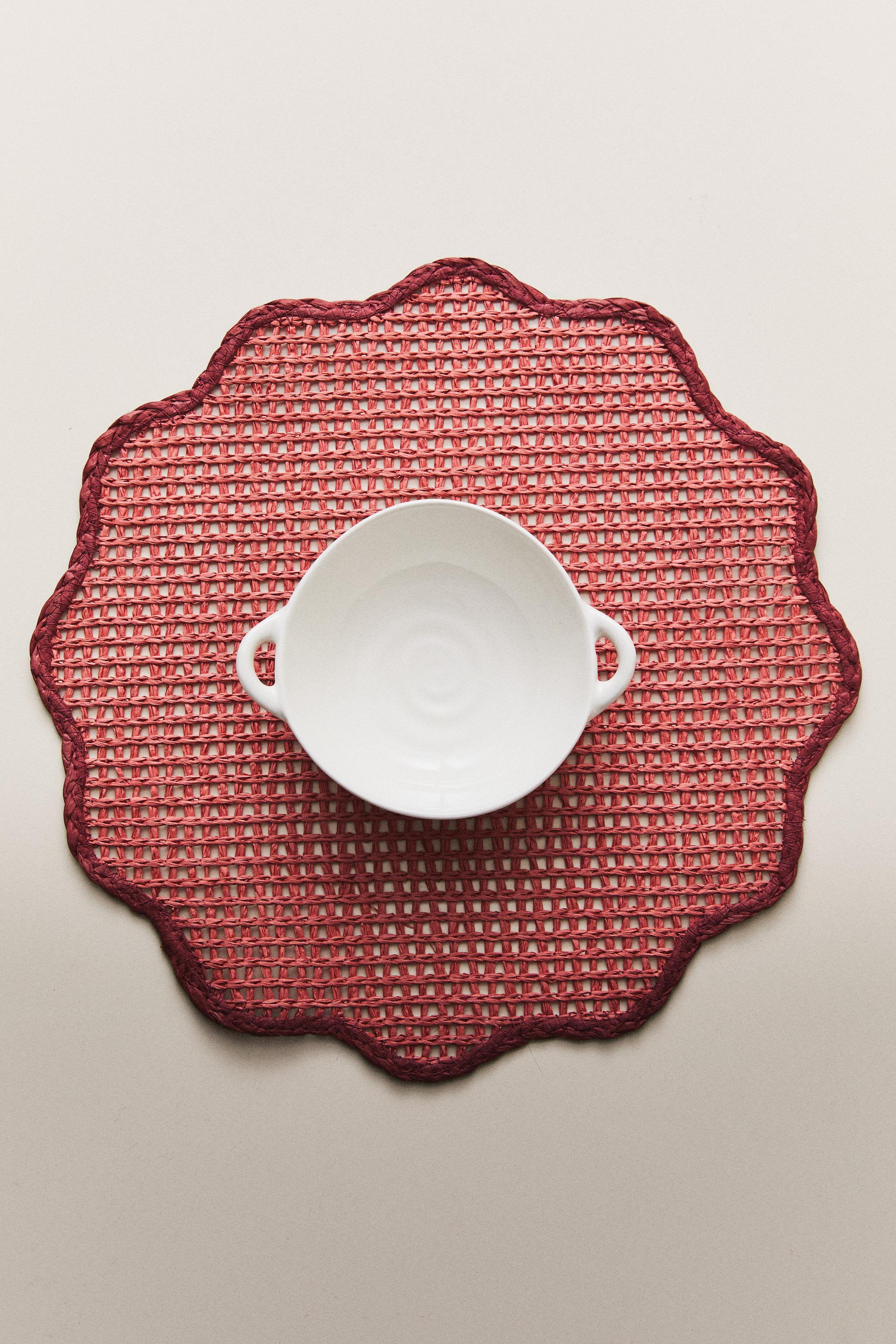 YELLOW FLORAL PAPER PLACEMAT